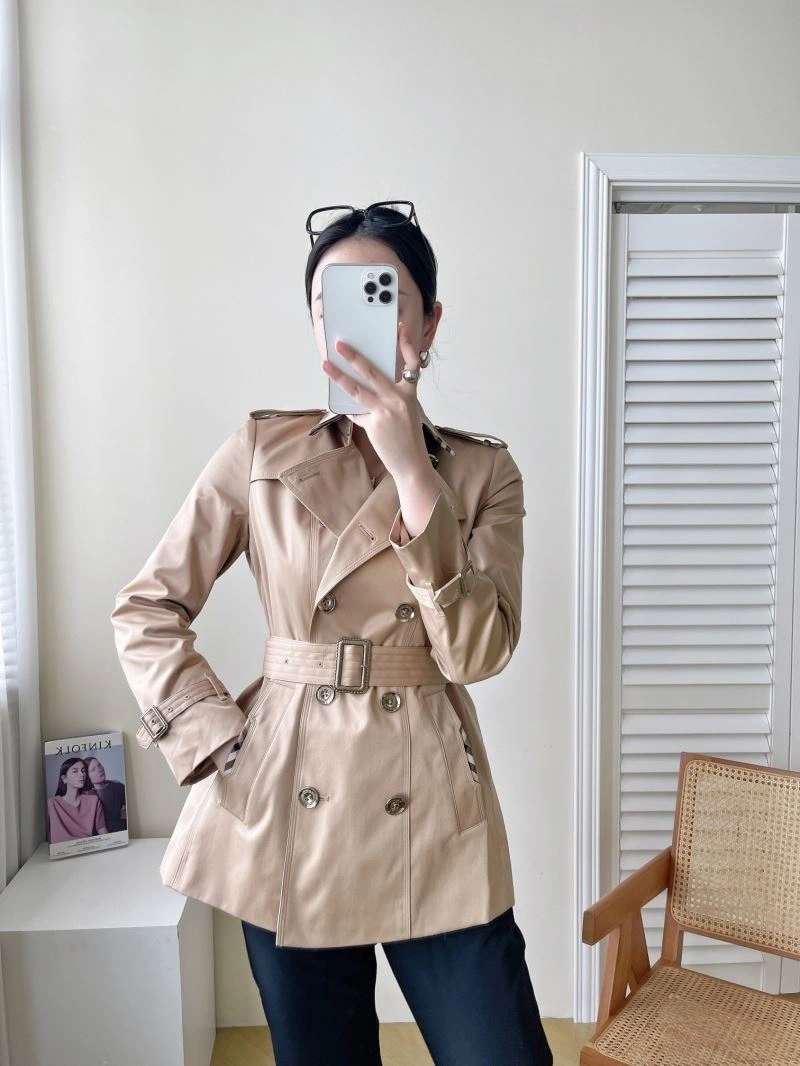 Burberry Outwear Resilient 104579