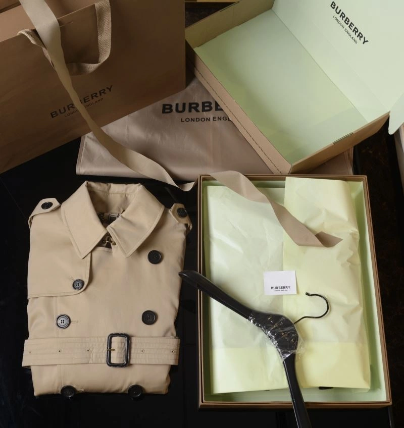 Burberry Outwear Colorful 104506