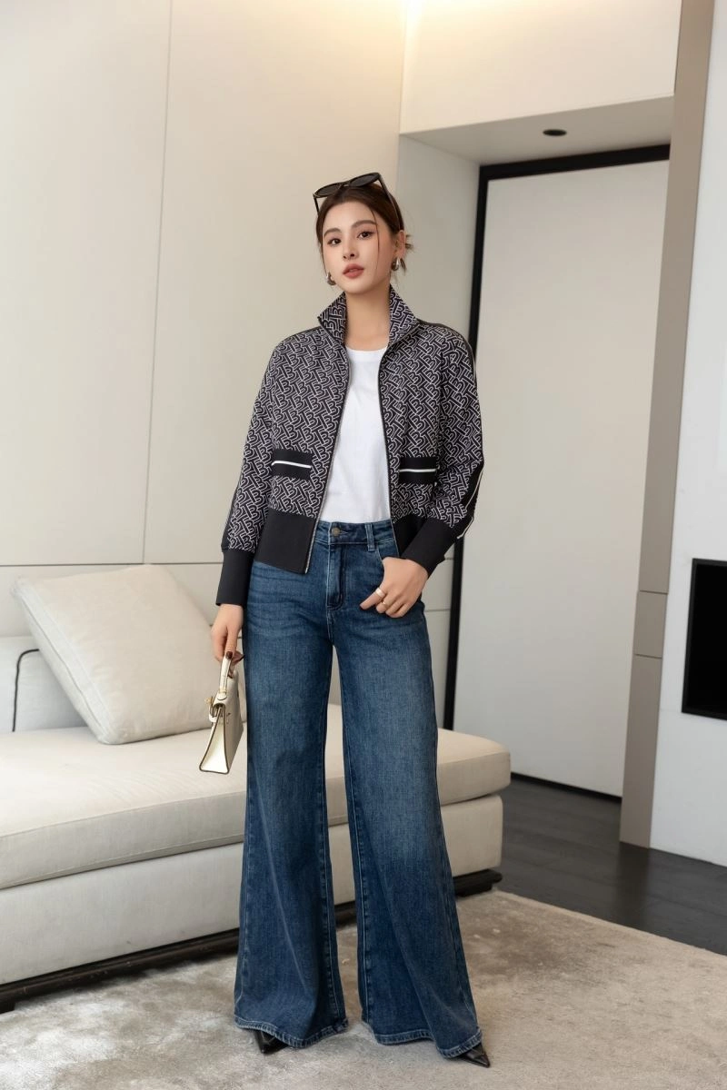 SportInspired Burberry Outwear 104513