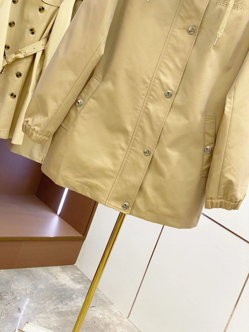 Burberry Outwear ModernLook 104509
