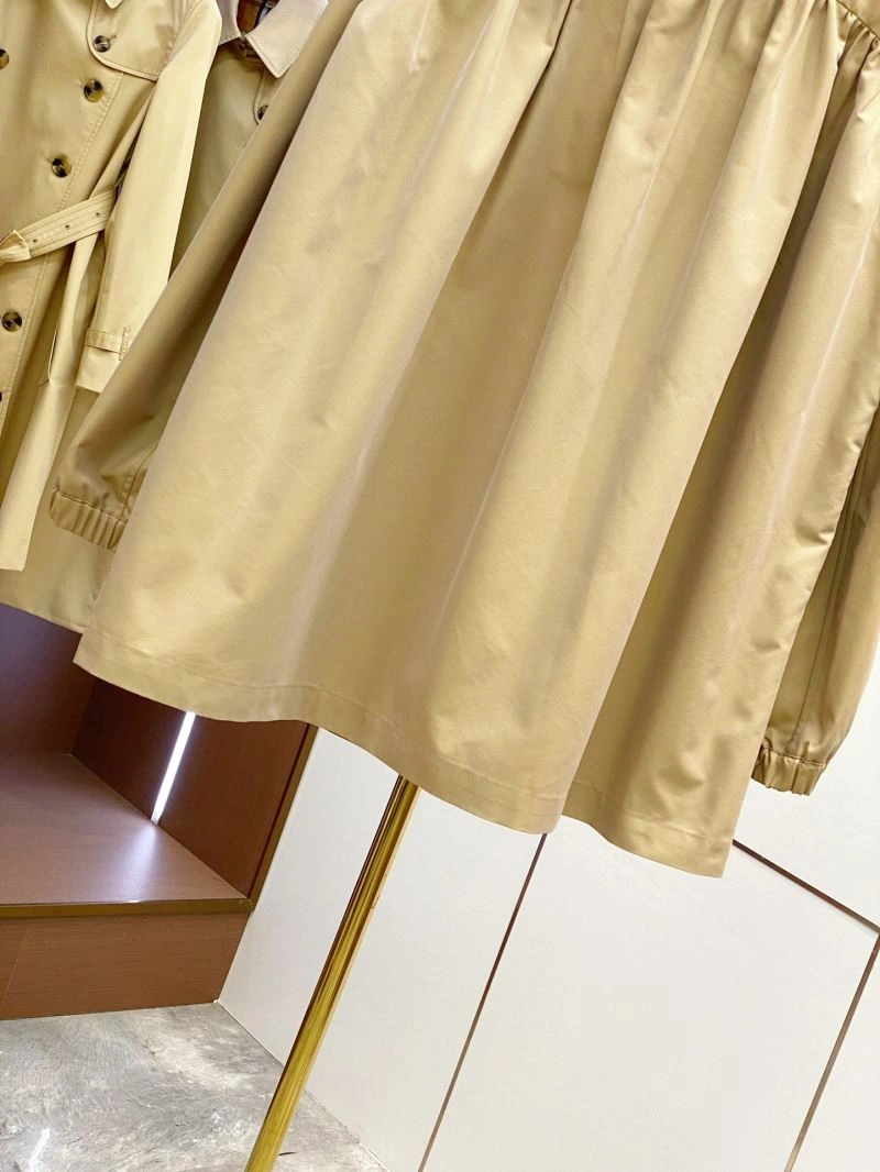Burberry Outwear ModernLook 104509