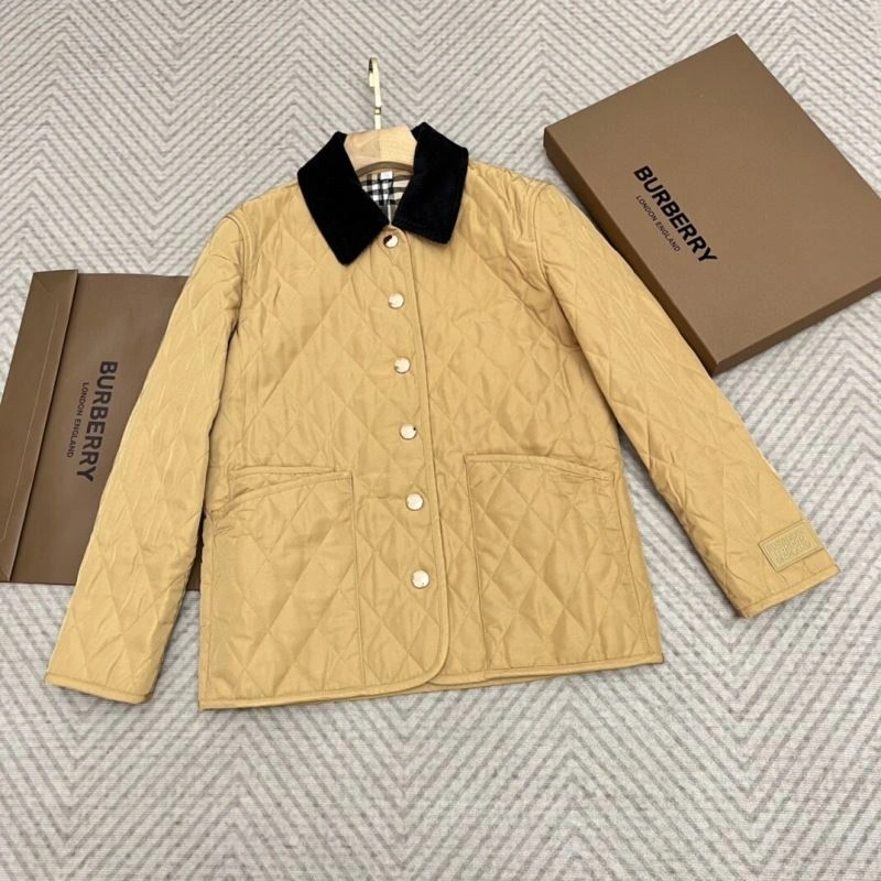 Burberry Outwear Breathable 104545