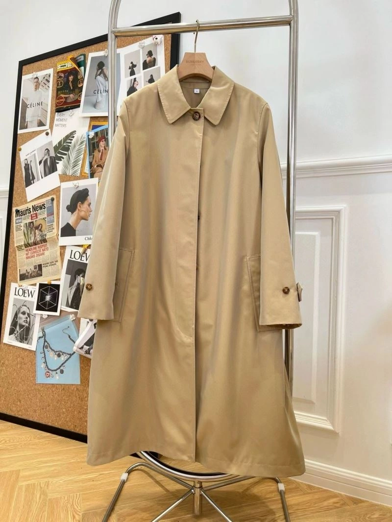 Burberry Outwear FashionForward 104502