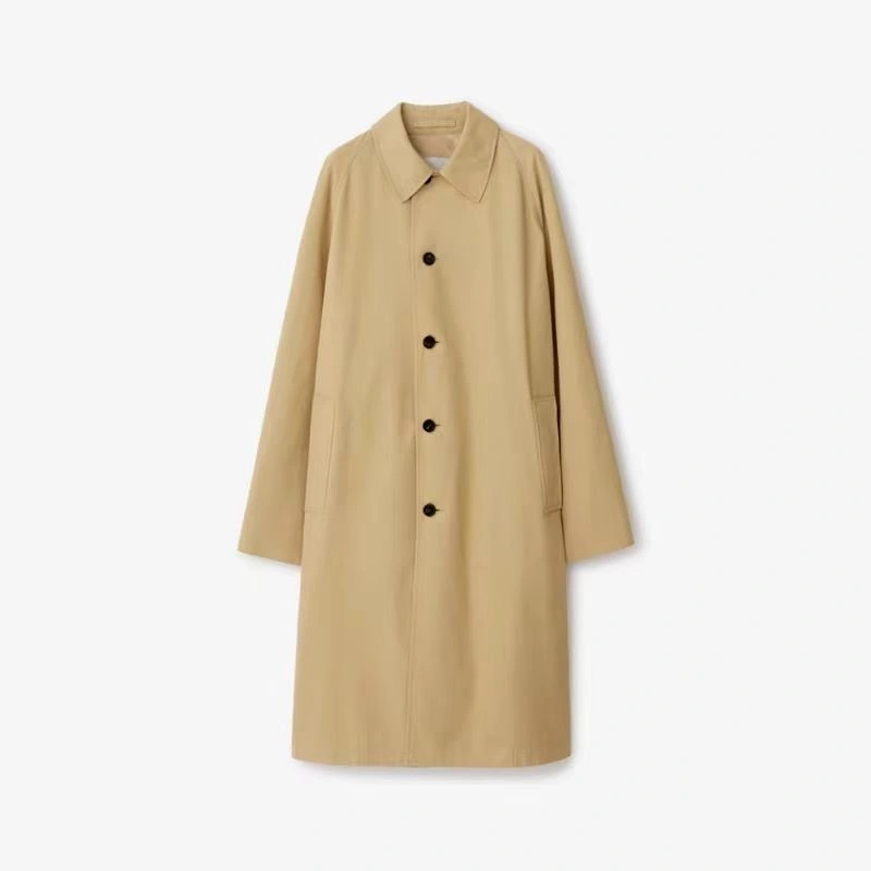Burberry Outwear Elegant 104469