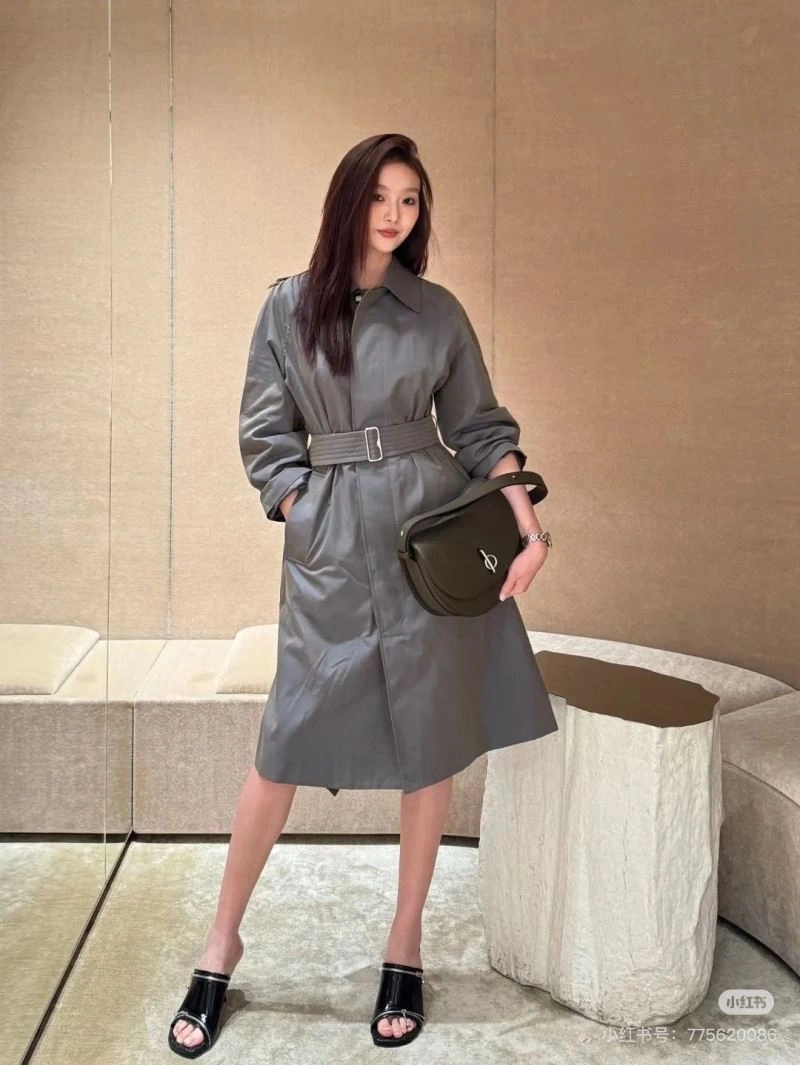 Contemporary Burberry Outwear 104464