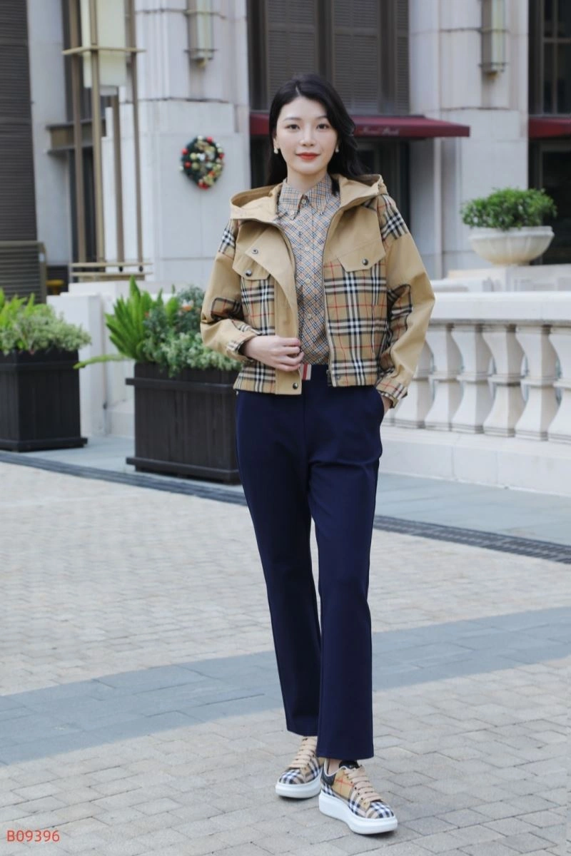 Burberry Outwear Sustainable 104403