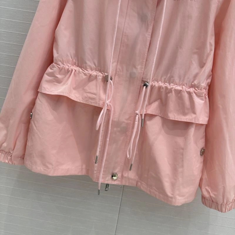 Burberry Outwear StreetReady 104400