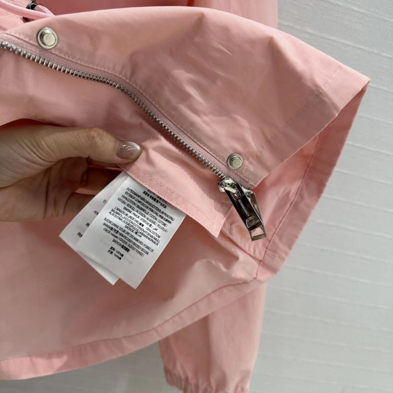 Burberry Outwear StreetReady 104400