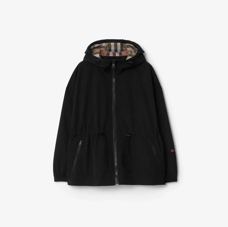 Burberry Outwear WaterResistant 104394