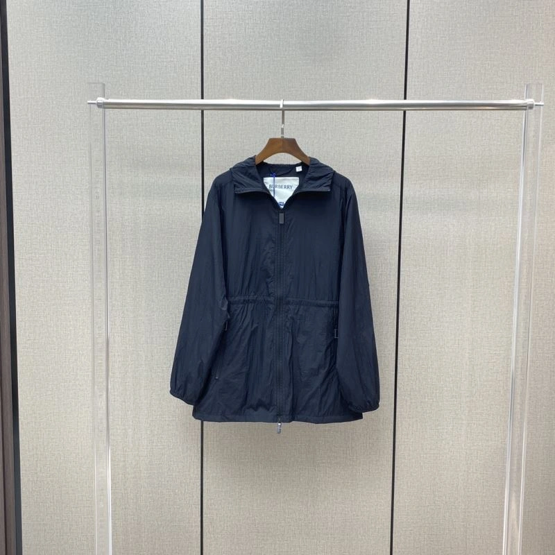 WrinkleFree Burberry Outwear 104389