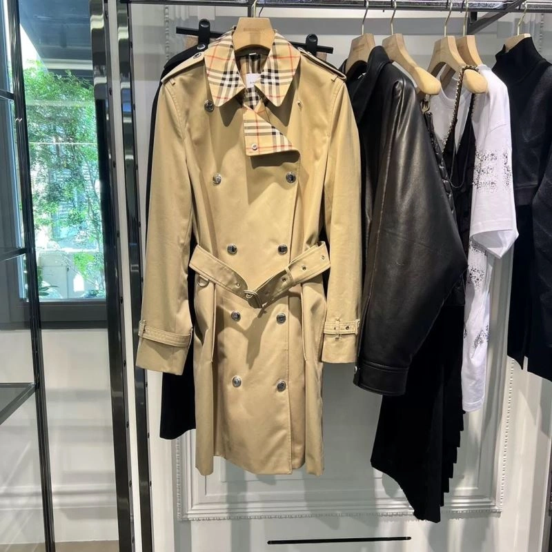 Burberry Outwear OnTrend 104377