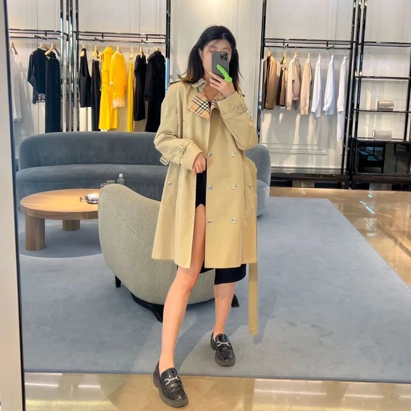 Burberry Outwear OnTrend 104377