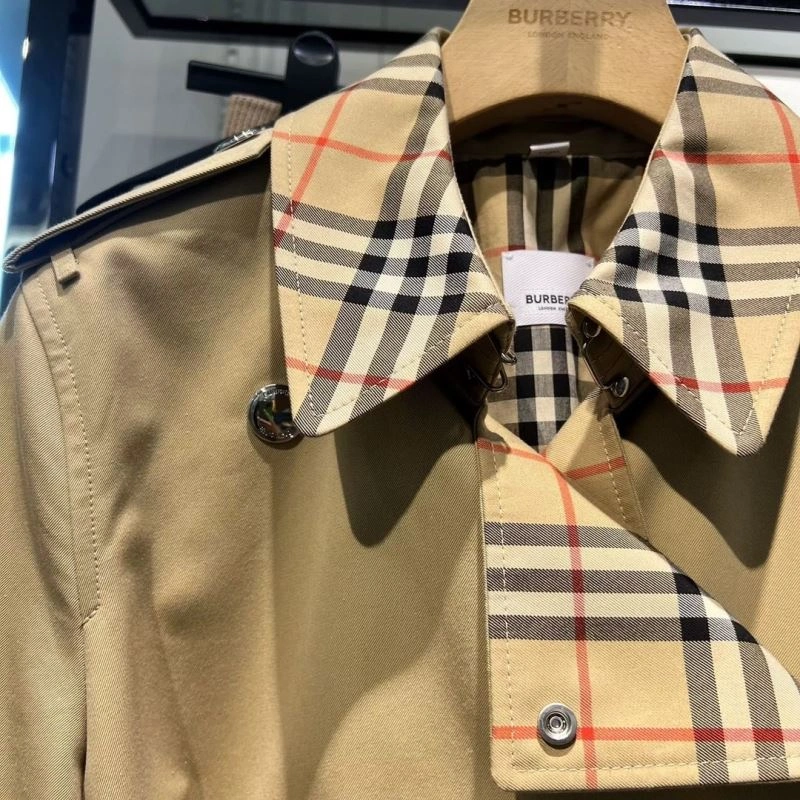 Burberry Outwear OnTrend 104377