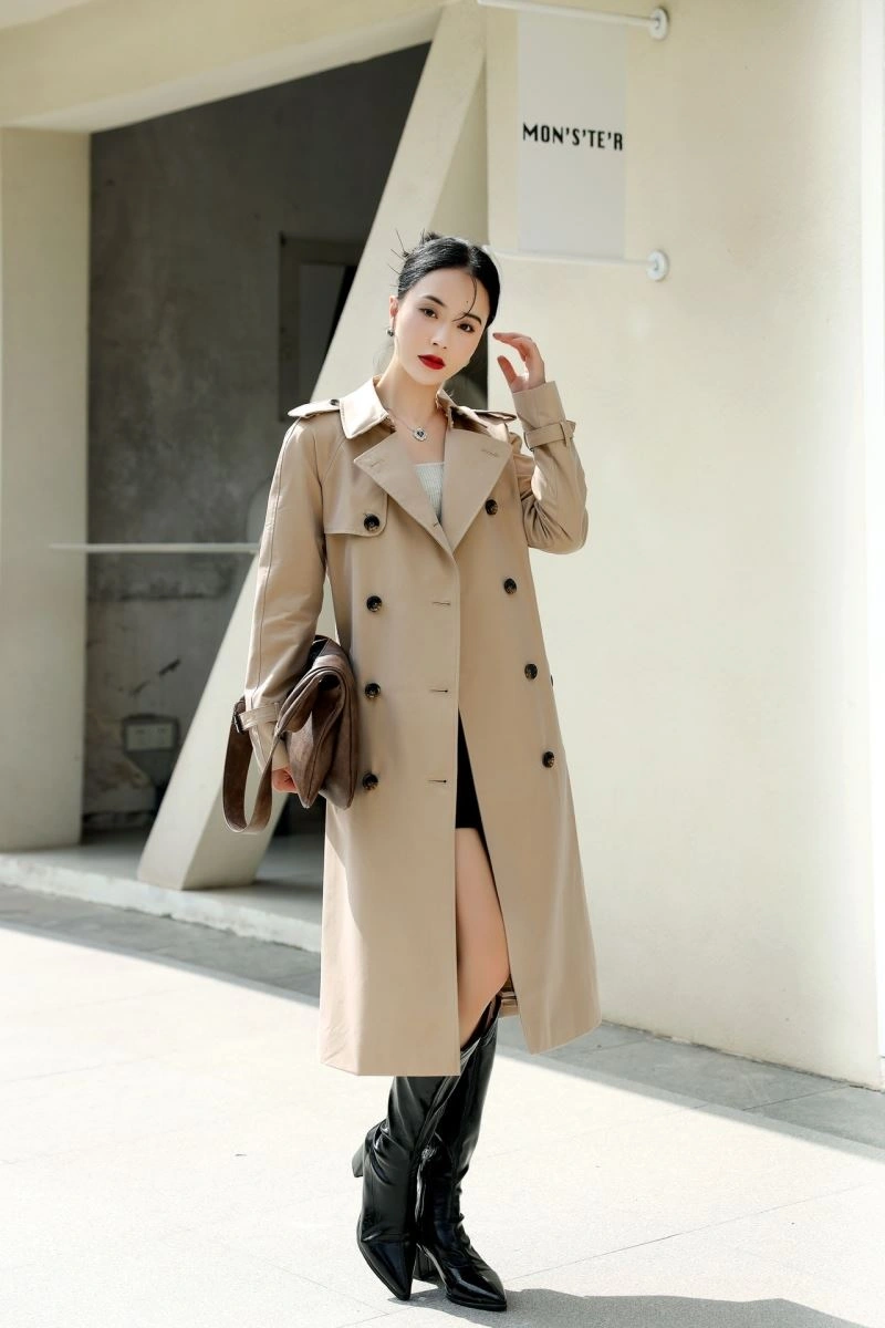 Timeless Burberry Outwear 104361