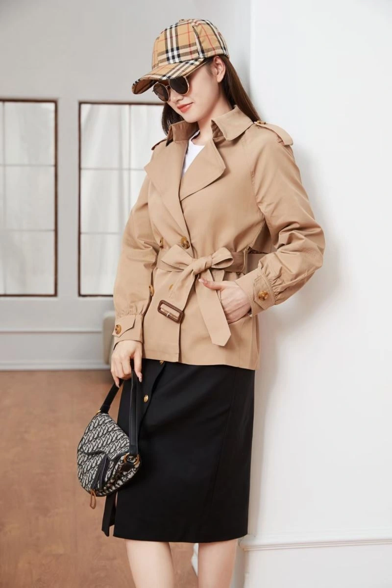 Burberry Outwear Unique 104353