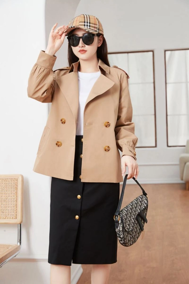 Burberry Outwear Unique 104353