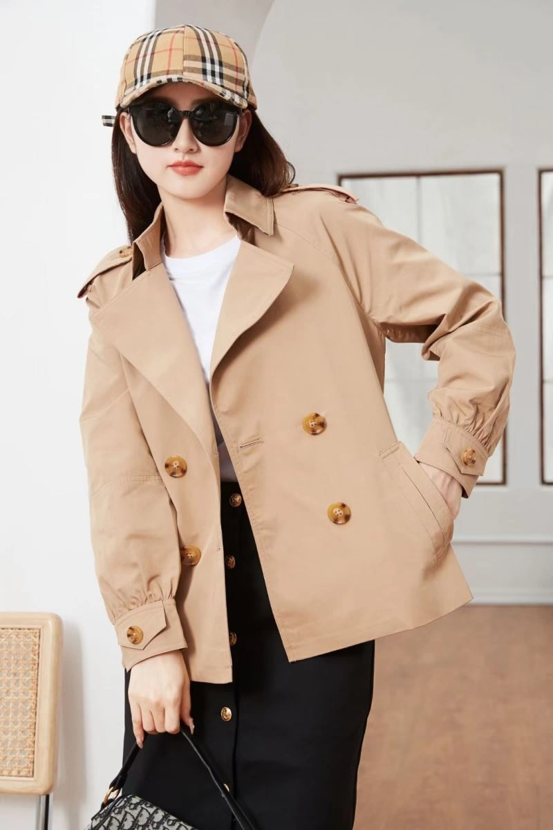 Burberry Outwear Unique 104353