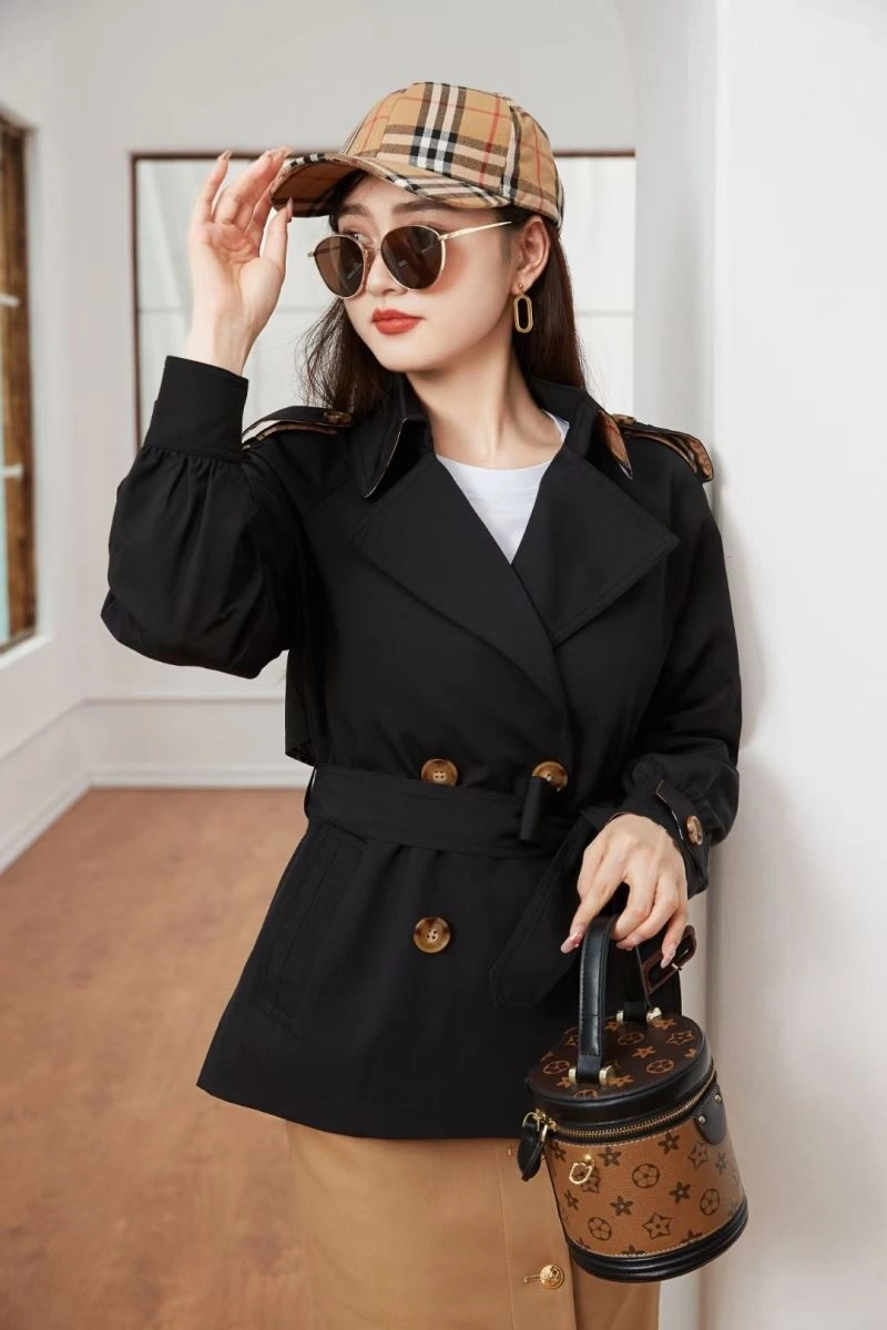 Burberry Outwear Unique 104353