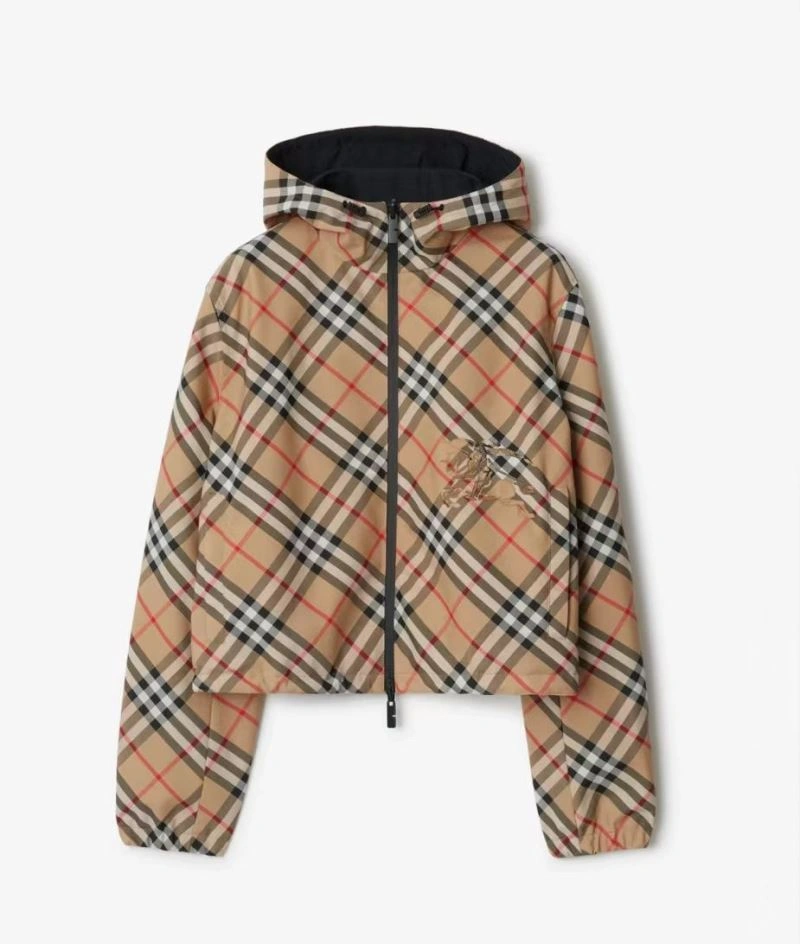 Burberry Outwear Sophisticated 104295
