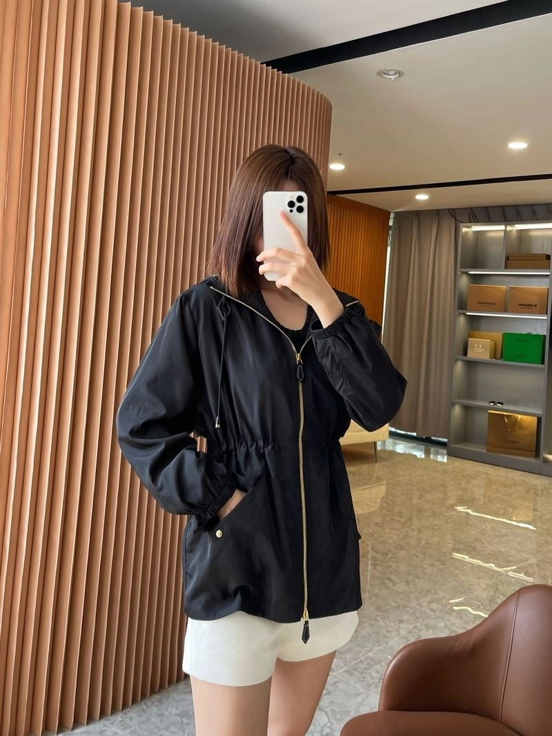 Sophisticated Burberry Outwear 104343