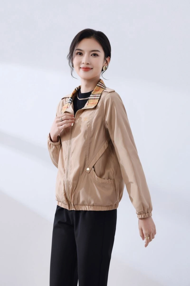 Burberry Outwear Original 104248