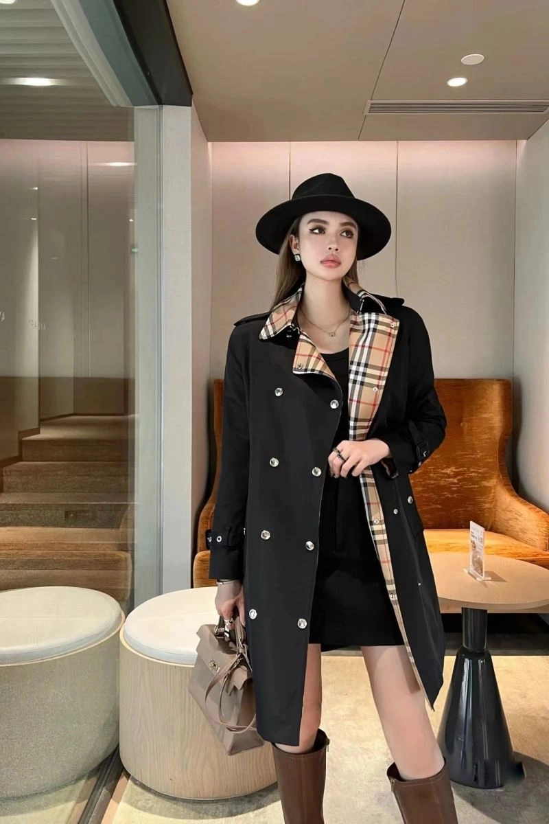 Burberry Outwear Stretchable 104247