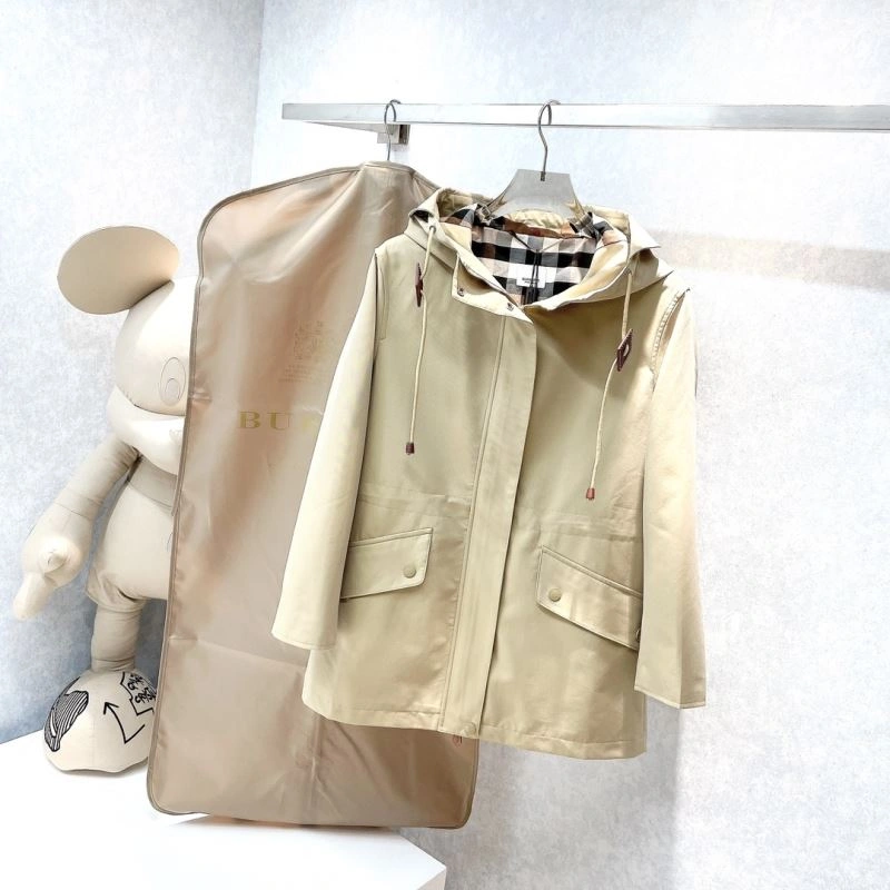 Comfortable Burberry Outwear 104222