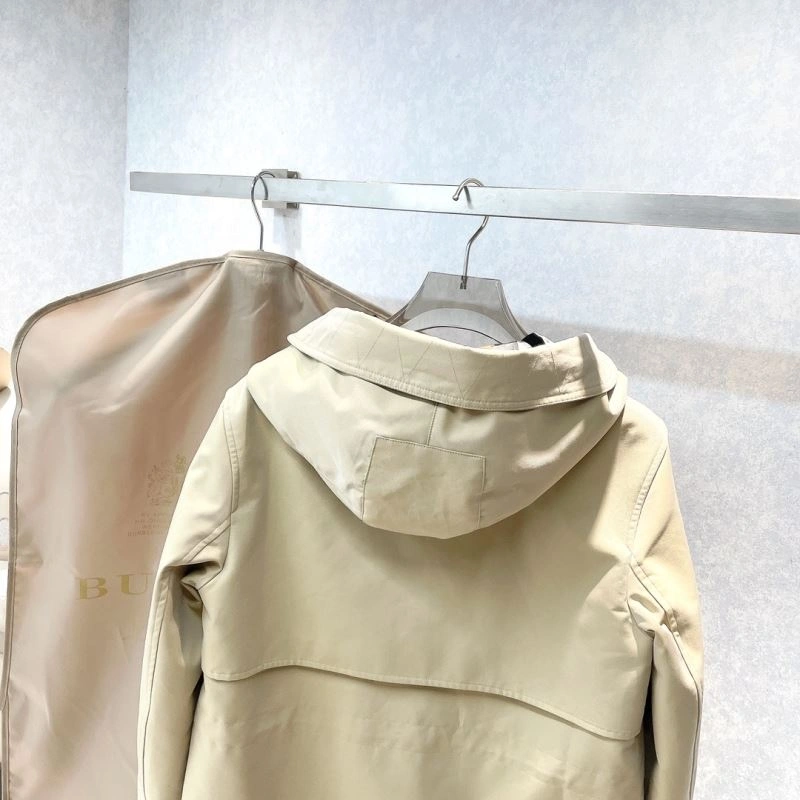 Comfortable Burberry Outwear 104222