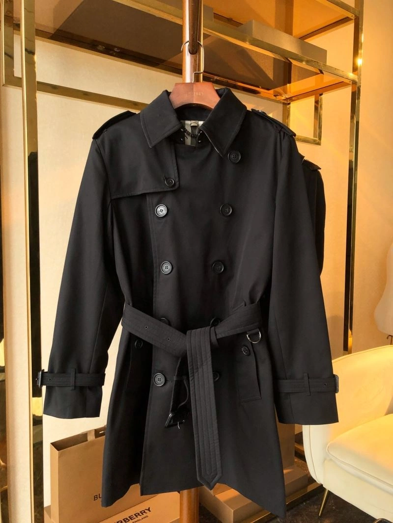 Durable Burberry Outwear 104210