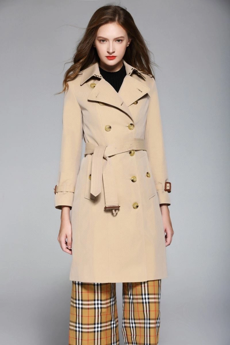 Vibrant Burberry Outwear 104254