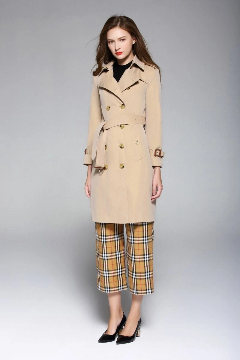 Vibrant Burberry Outwear 104254