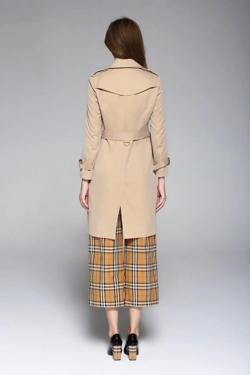 Vibrant Burberry Outwear 104254