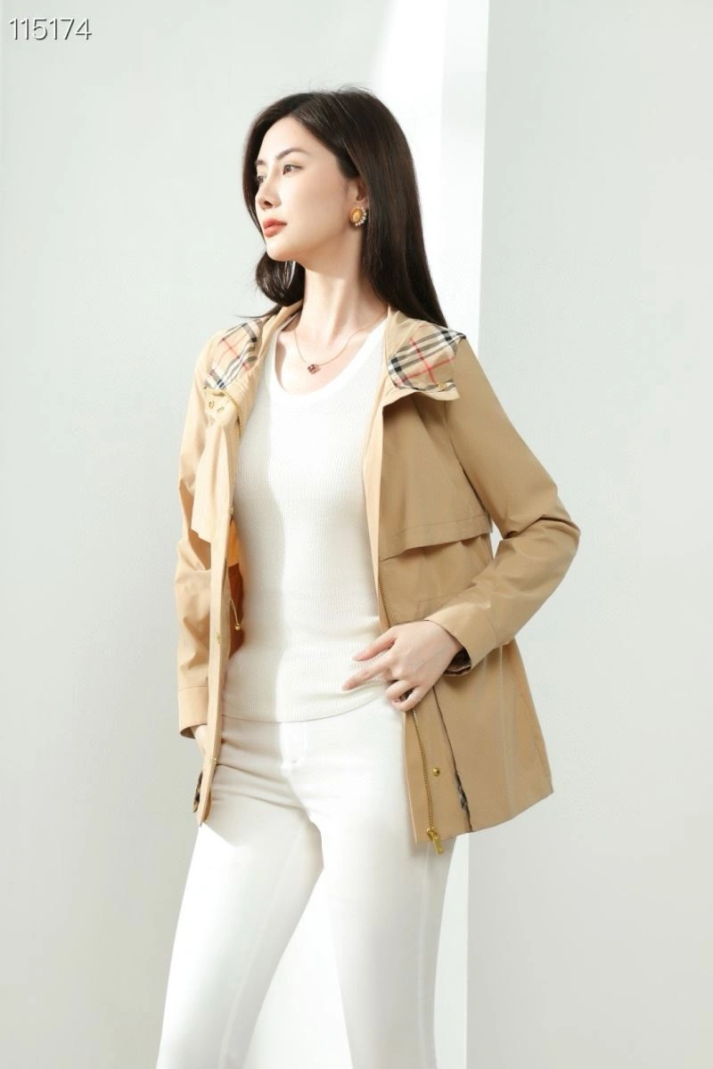 Burberry Outwear Colorful 104214