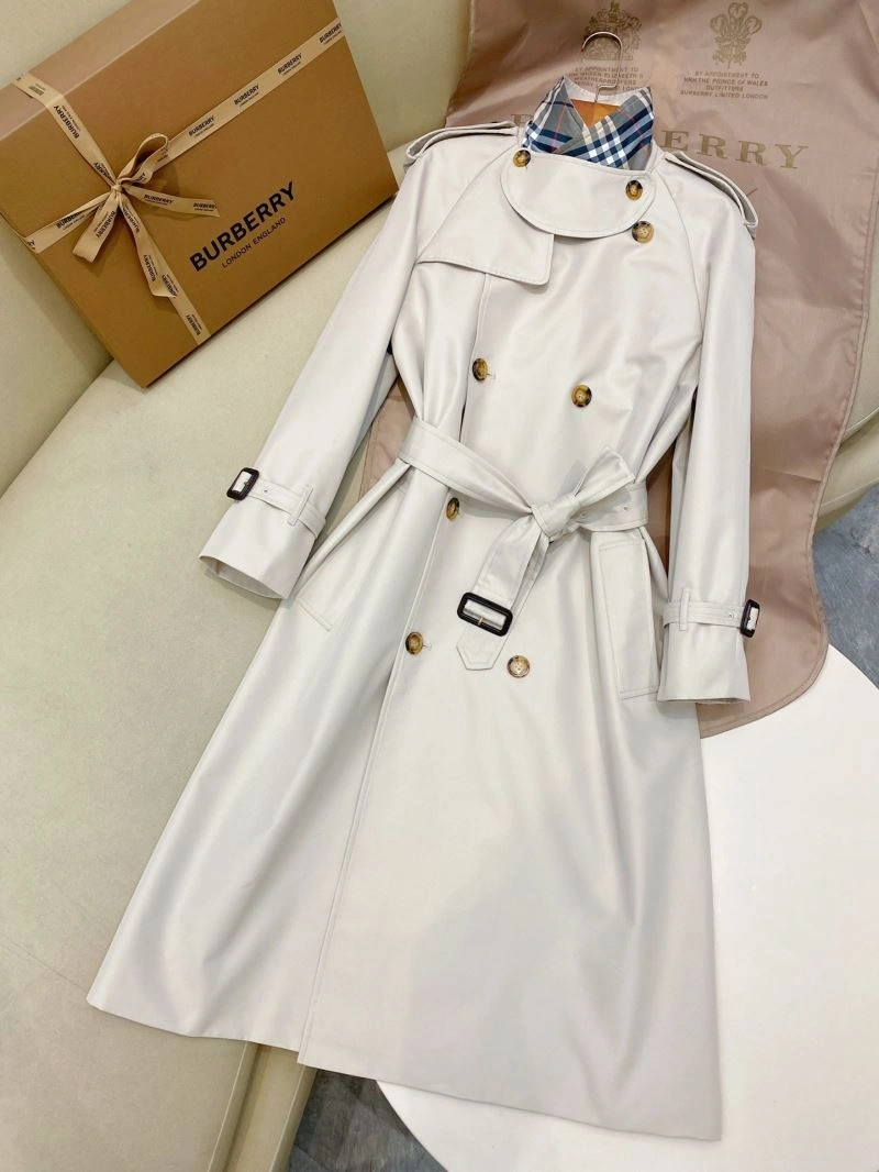 HighPerformance Burberry Outwear 104203