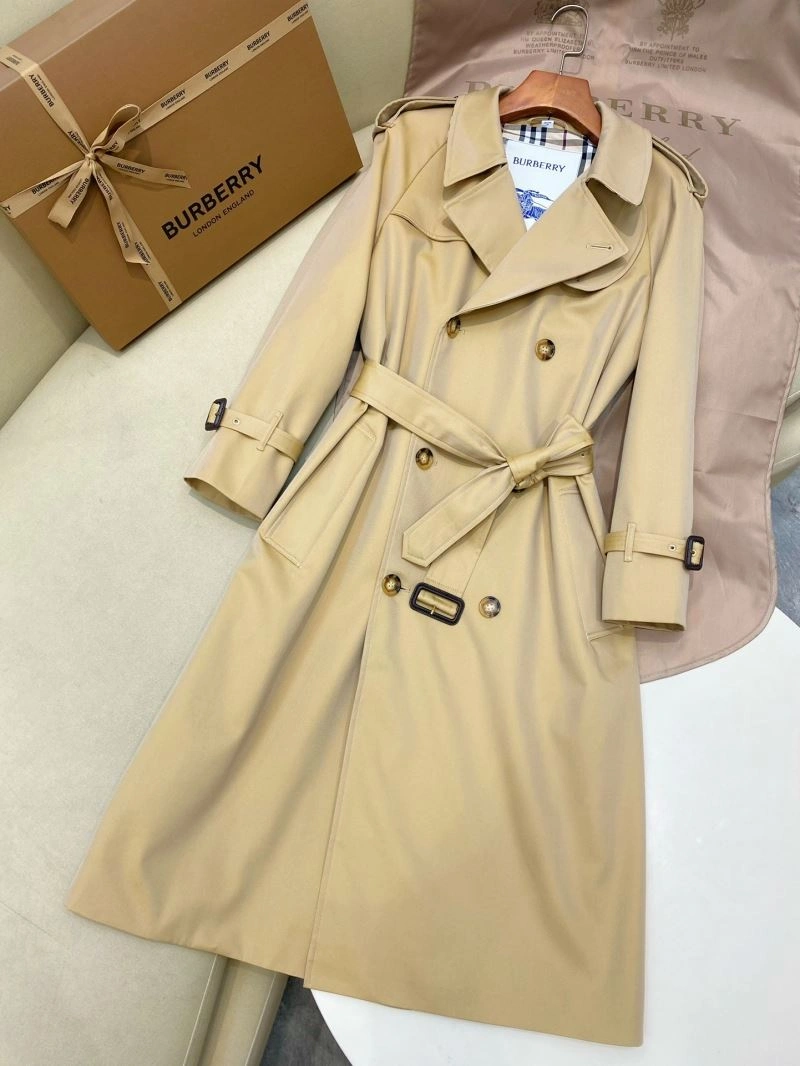 Burberry Outwear Durable 104201