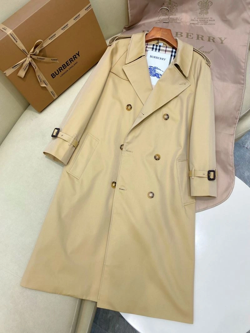 Burberry Outwear Durable 104201