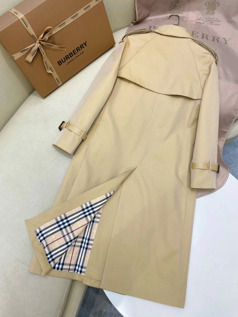 Burberry Outwear Durable 104201