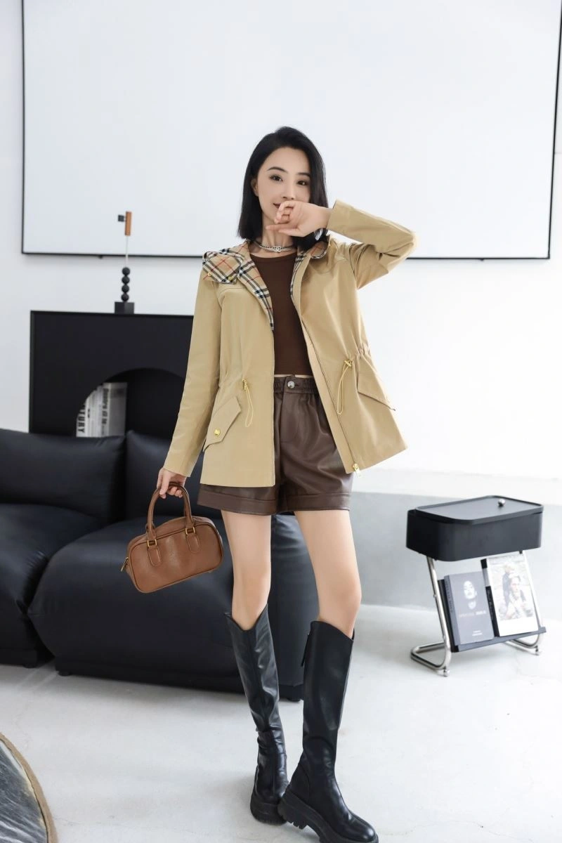 EasyCare Burberry Outwear 104175