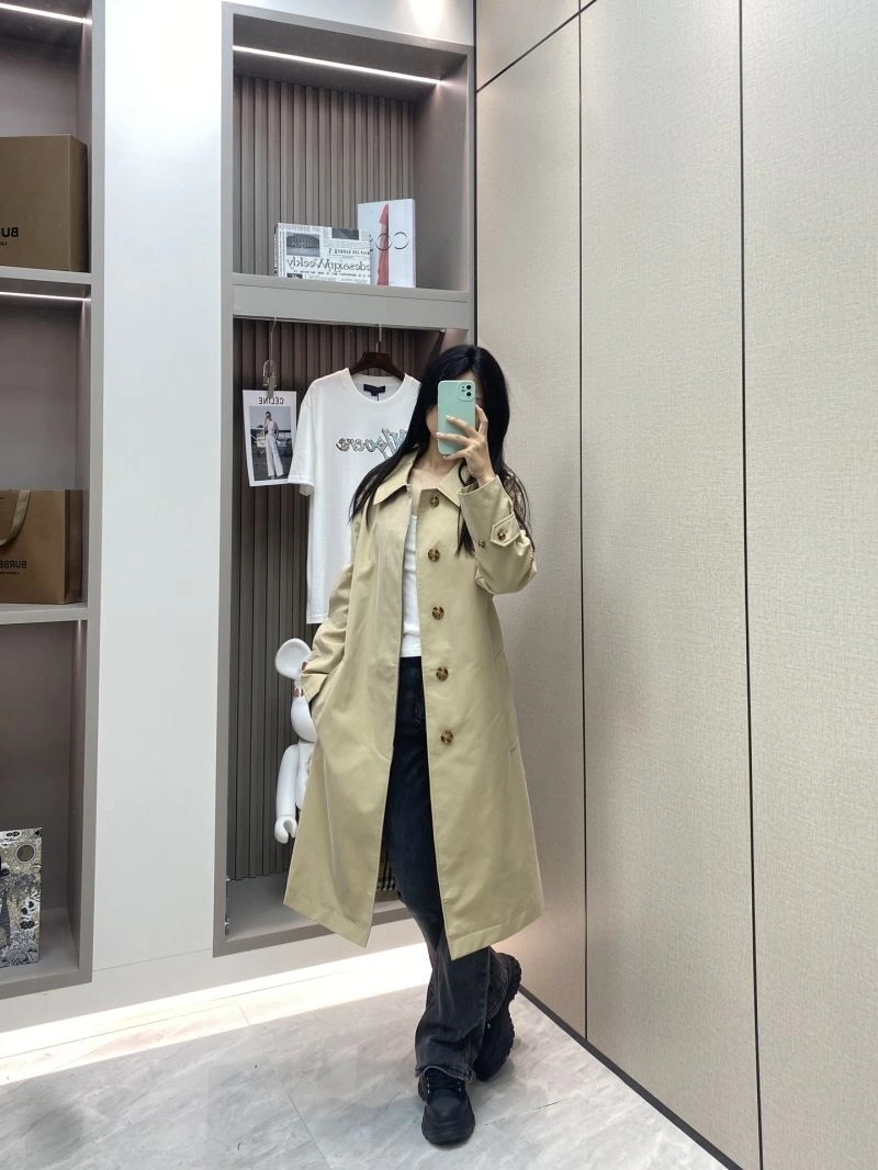 Burberry Outwear Supportive 104183