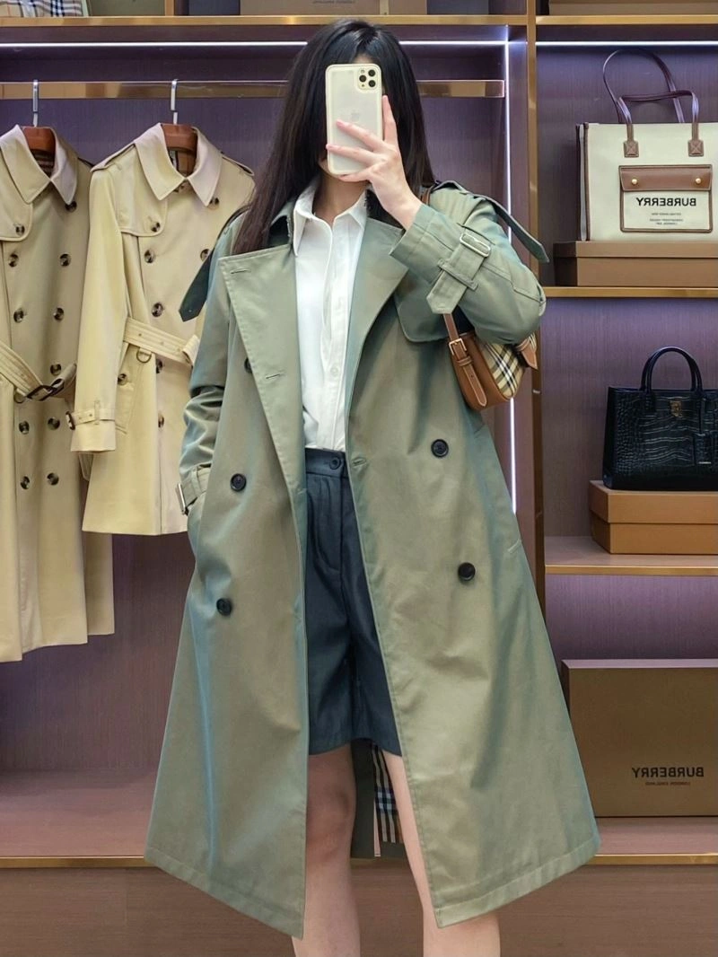 Burberry Outwear Cozy 104184