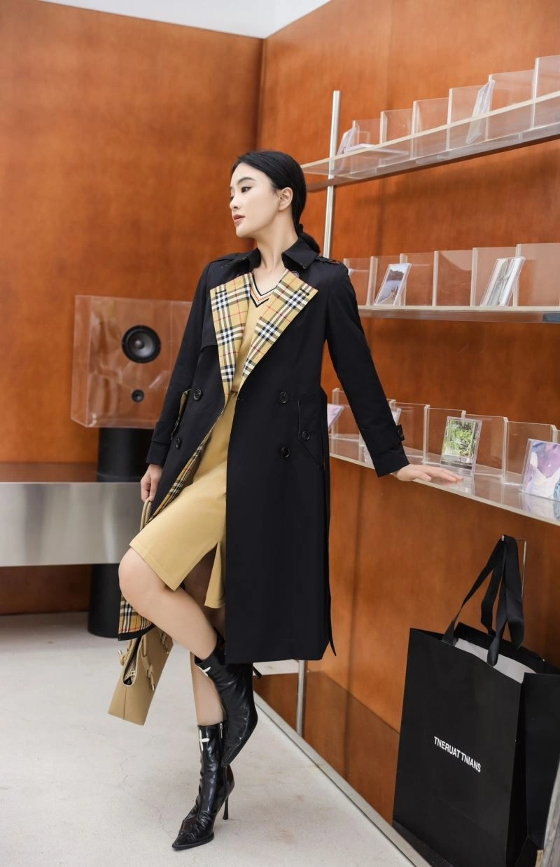 Burberry Outwear TimelessDesign 104160