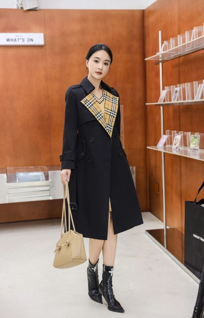 Burberry Outwear TimelessDesign 104160