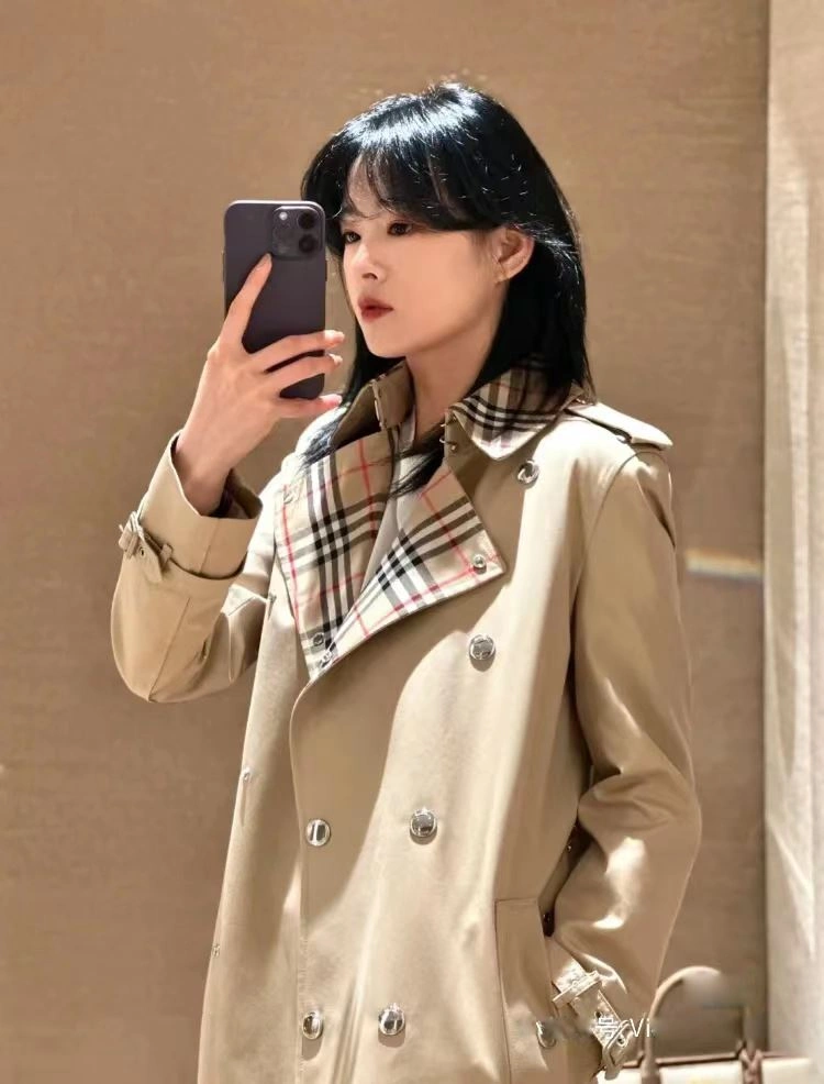 SoftTouch Burberry Outwear 104133