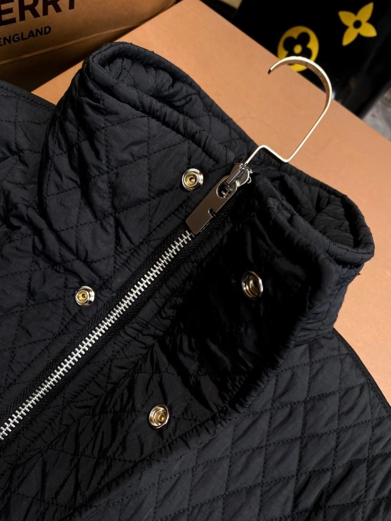 Burberry Outwear Stretchable 104125