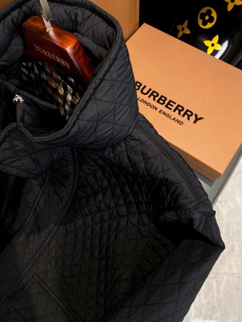 Burberry Outwear Stretchable 104125