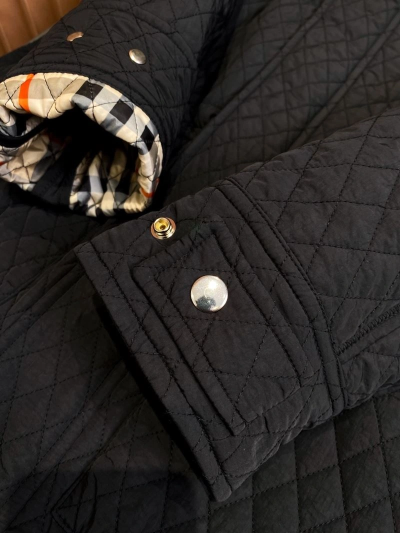 Burberry Outwear Stretchable 104125
