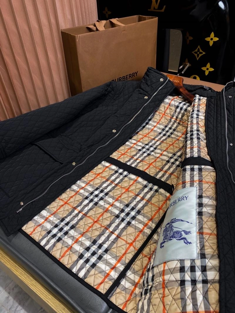 Burberry Outwear Stretchable 104125