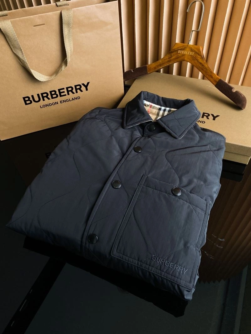 Burberry Outwear UrbanStyle 104122