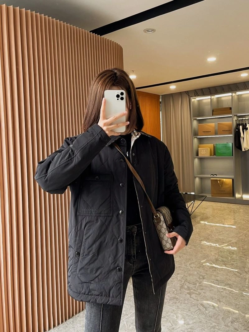 Burberry Outwear Minimalist 104121