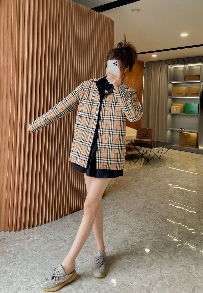 Burberry Outwear Timeless 104120